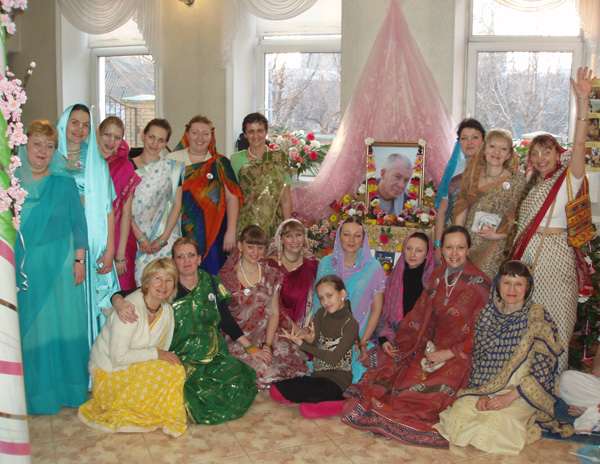 Вьяса-пуджа Чайтаньи Чандра Чарана