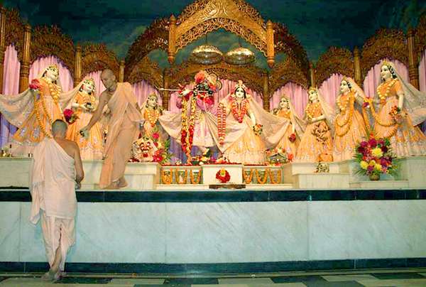 Лекция ЕС Джаяпатаки Свами в день явления Шрилы Бхактисиддханты Сарасвати Тхакура, 11 февраля 2004