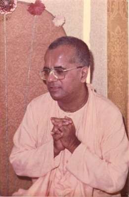 ЕС Гопал Кришна Госвами, Первый приезд в СССР