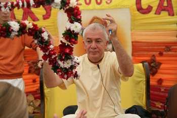 ЕМ Чайтанья Чандра Чаран Прабху, Шримад Бхагаватам 1.1.1, Тюмень 2010