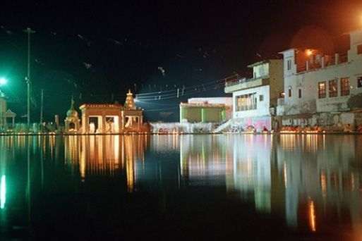 Шри Шри Радха-Шьяма Кунда