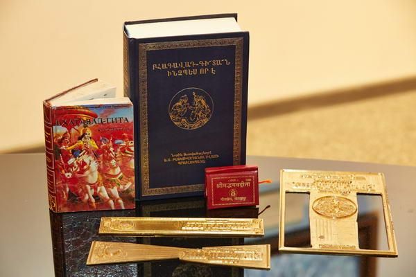 gita-jayanti-soiree-2013