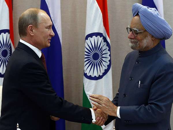 premier-singh-and-putin-duscuss-building-of-the-temples